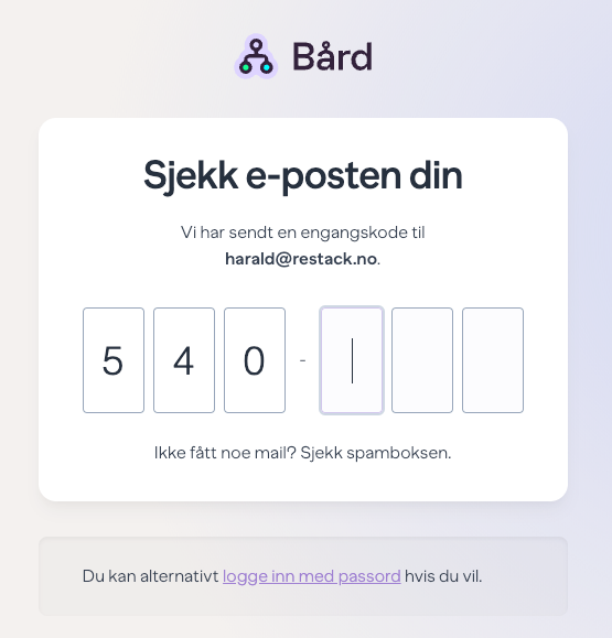 Innlogging med engangskode sendt til e-post med kodefelt og alternativ
